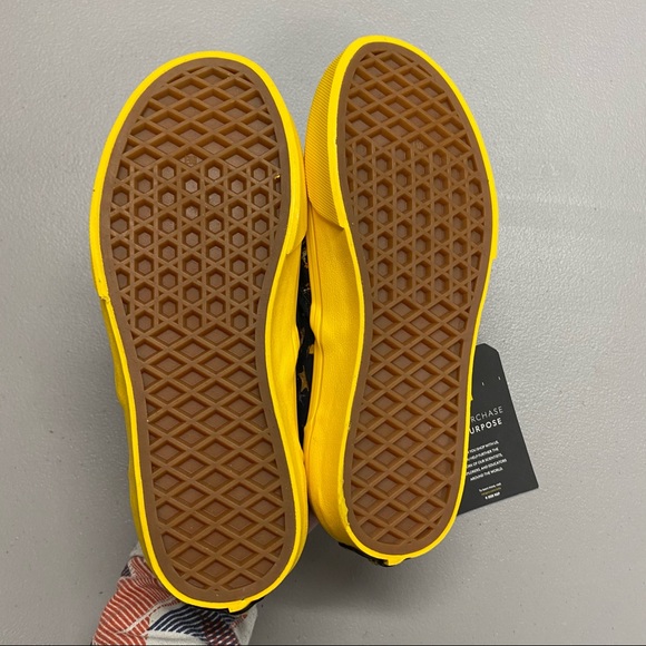 Vans National Geographic Slip On Classic Sneaker - Picture 6 of 6